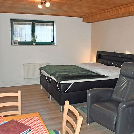 Ferienwohnung Zudar Auf Ruegen Bagian luar foto