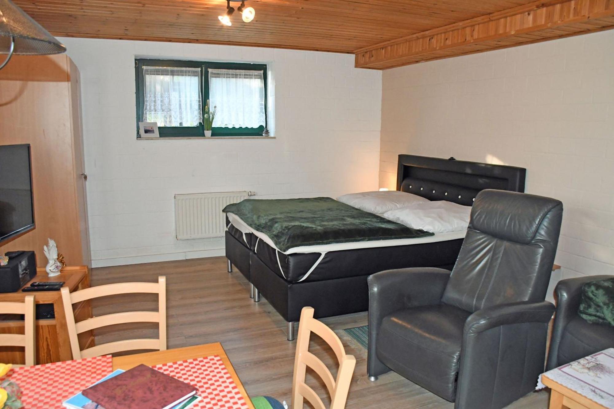 Ferienwohnung Zudar Auf Ruegen Bagian luar foto