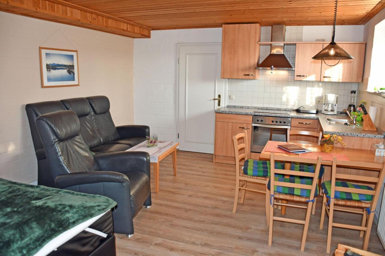 Ferienwohnung Zudar Auf Ruegen Bagian luar foto