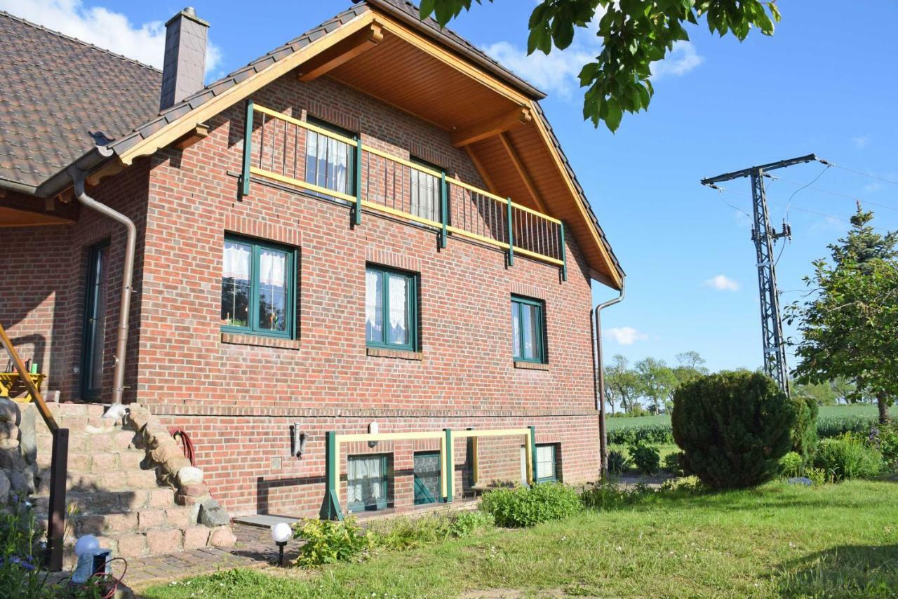 Ferienwohnung Zudar Auf Ruegen Bagian luar foto