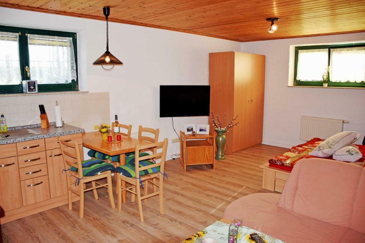 Ferienwohnung Zudar Auf Ruegen Bagian luar foto